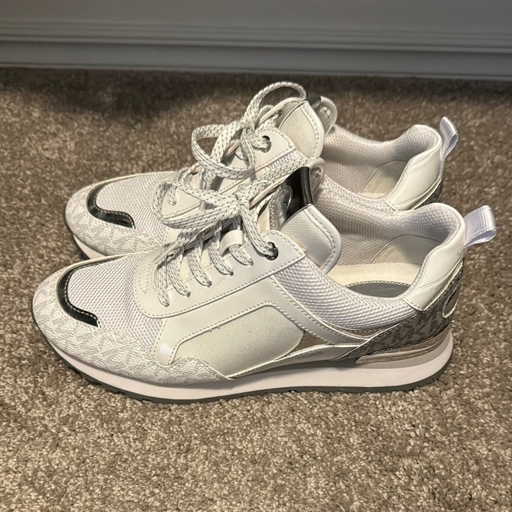 MICHAEL Michael Kors White and Silver Sneakers